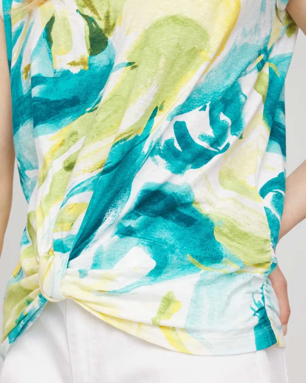 Discount Abstract Knot Front Tee Tops