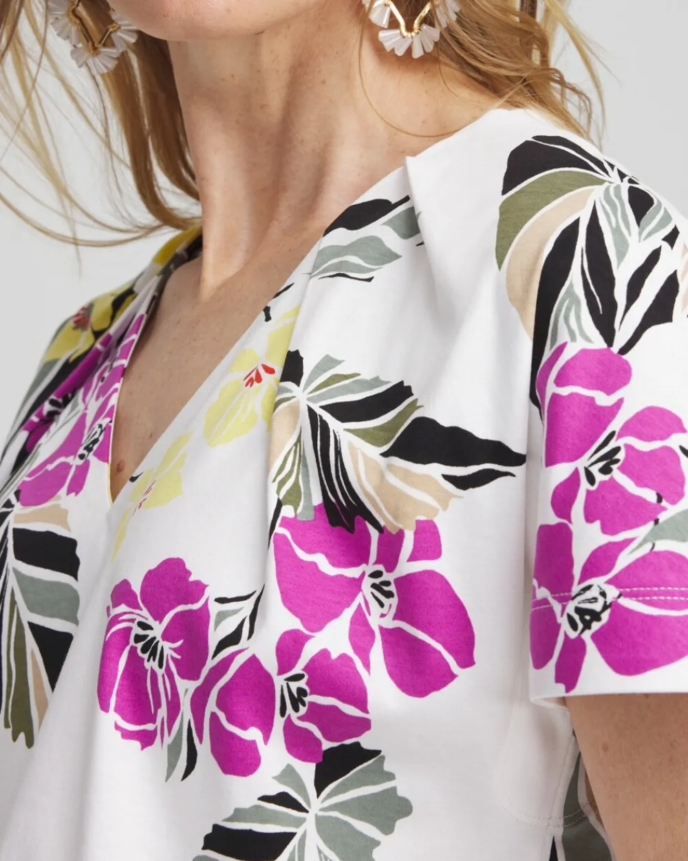 Hot Floral Tuck Detail Tee Tops