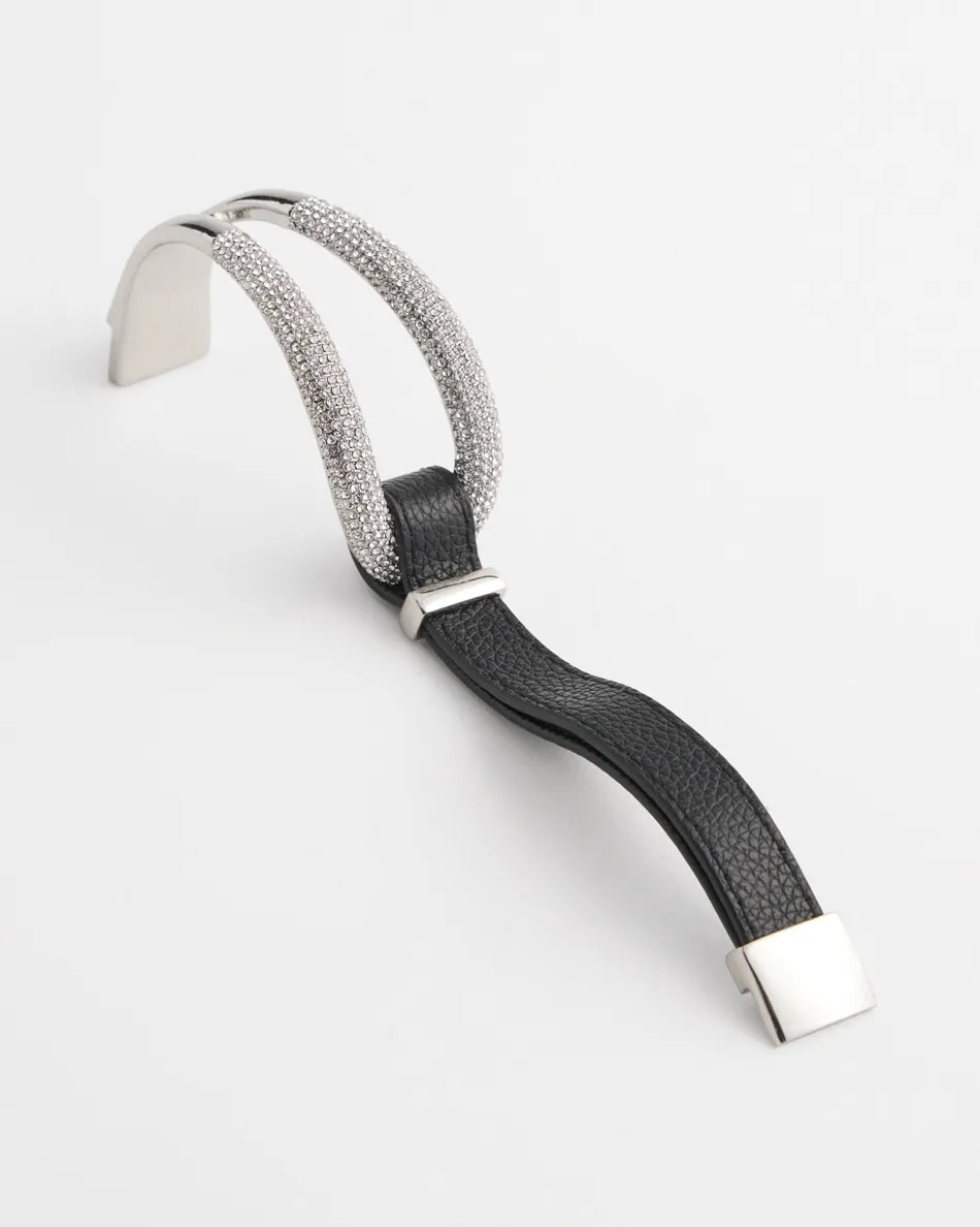Hot Leather Pavé Magentic Bracelet Bracelets