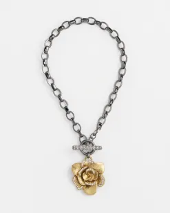 Fashion Pavé Brass Flower Pendant Necklace Necklaces